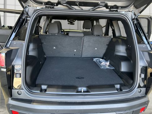 New 2026 Jeep Cherokee Laredo image 11