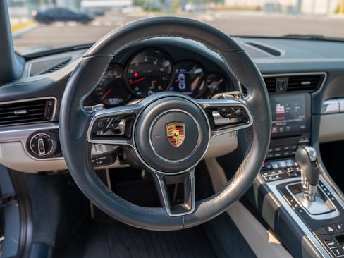 Certified 2017 Porsche 911 Carrera RWD image 14