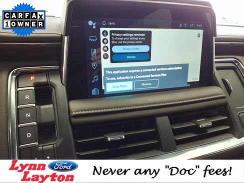 Used 2024 Chevrolet Suburban Z71 w/ Luxury Package image 23