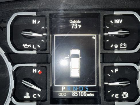 Used 2021 Toyota Tundra SR5 image 24