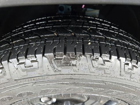 Used 2024 GMC Terrain AT4 w/ LPO, 'HIT The Road' Package image 9