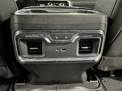 Used 2025 GMC Sierra 1500 Denali w/ Denali Reserve Package AWD/4WD image 28