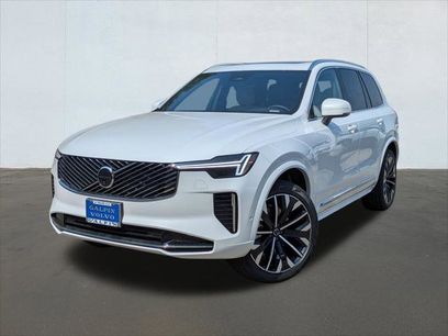 New 2026 Volvo XC90 B5 Plus