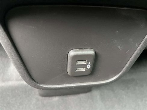 Used 2022 Chevrolet Equinox RS image 13