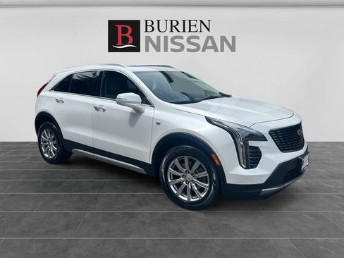 Used 2021 Cadillac XT4 Premium Luxury w/ Enhanced Visibility Package AWD/4WD image 7