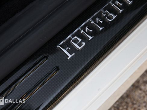 Used 2015 Ferrari California T image 37