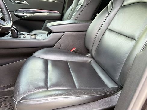 Used 2023 Cadillac XT4 Luxury FWD image 29