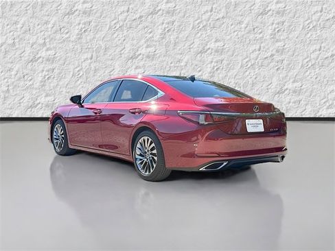 Used 2024 Lexus ES 350 w/ Luxury Package image 5
