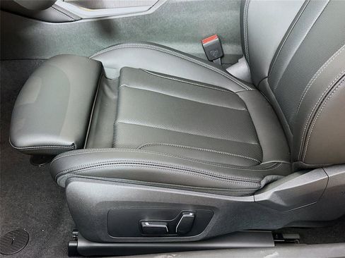 New 2026 BMW 230i xDrive 230i xDrive w/ M Sport Package image 19