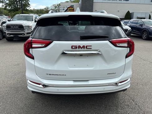 Used 2022 GMC Terrain Denali AWD/4WD image 4