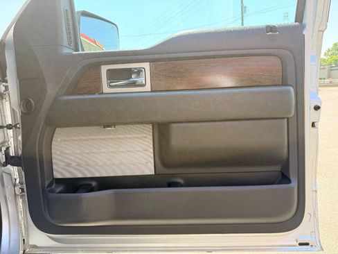 Used 2013 Ford F150 Lariat w/ Mid Equipment Group AWD/4WD image 37