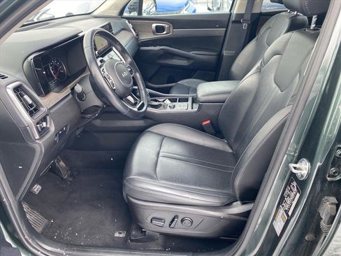 Certified 2023 Kia Sorento S w/ Panoramic Sunroof Package image 10