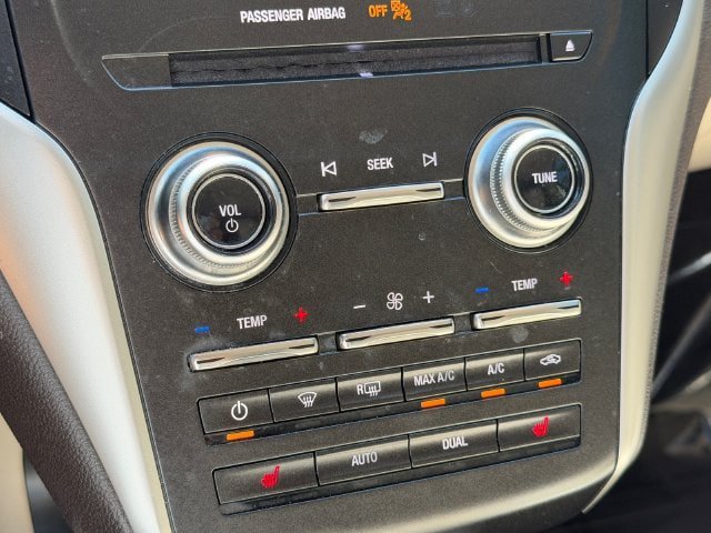 Used 2019 Lincoln MKC Select w/ Select Plus Package FWD image 29