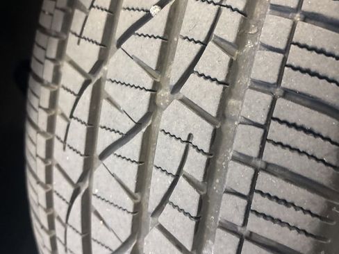 Used 2020 Ford Explorer Limited image 5