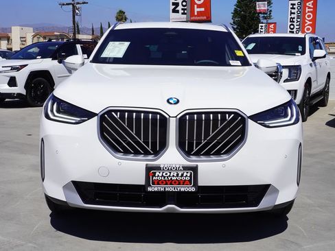 Used 2026 BMW X3 xDrive30i AWD/4WD image 3