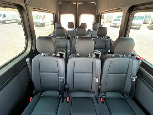 New 2026 Mercedes-Benz Sprinter 2500 image 24