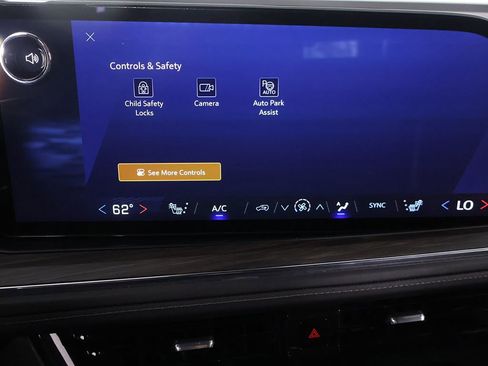 Used 2025 Chevrolet Tahoe Z71 AWD/4WD image 53