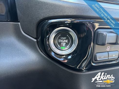 Used 2024 Chevrolet Silverado 2500 LT w/ Convenience Package image 27