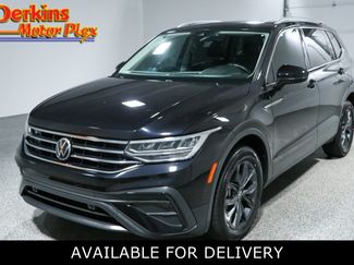 Used 2022 Volkswagen Tiguan SE w/ Panoramic Sunroof Package AWD/4WD video 1