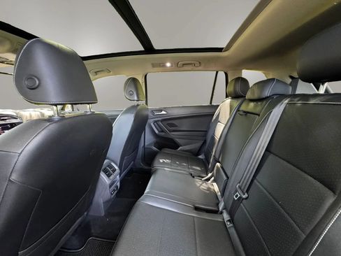 Used 2021 Volkswagen Tiguan SEL AWD/4WD image 15