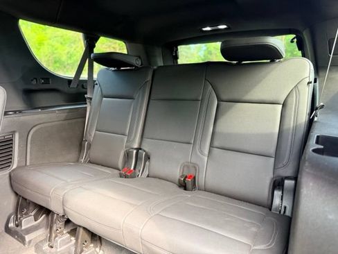 Used 2023 Chevrolet Suburban Z71 w/ Luxury Package AWD/4WD image 29