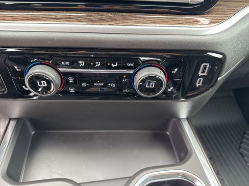 New 2026 Chevrolet Silverado 1500 LT Trail Boss w/ LT Trail Boss Premium Package AWD/4WD image 27