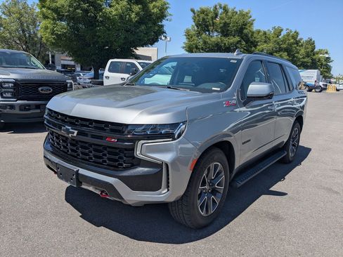 Used 2023 Chevrolet Tahoe Z71 w/ Z71 Off-Road Package AWD/4WD image 10