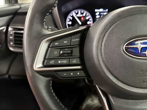 Certified 2025 Subaru Outback Limited image 12