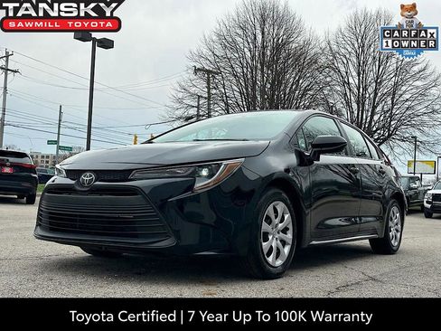 Certified 2025 Toyota Corolla LE FWD image 1