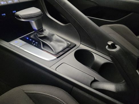 Used 2023 Hyundai Elantra SEL image 26