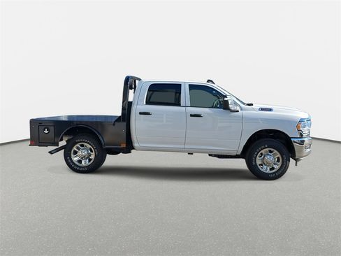 New 2024 RAM 2500 Tradesman w/ Chrome Appearance Group image 4