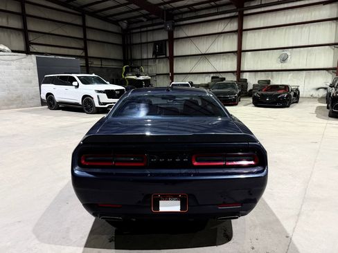 Used 2016 Dodge Challenger SXT w/ Blacktop Package RWD image 6