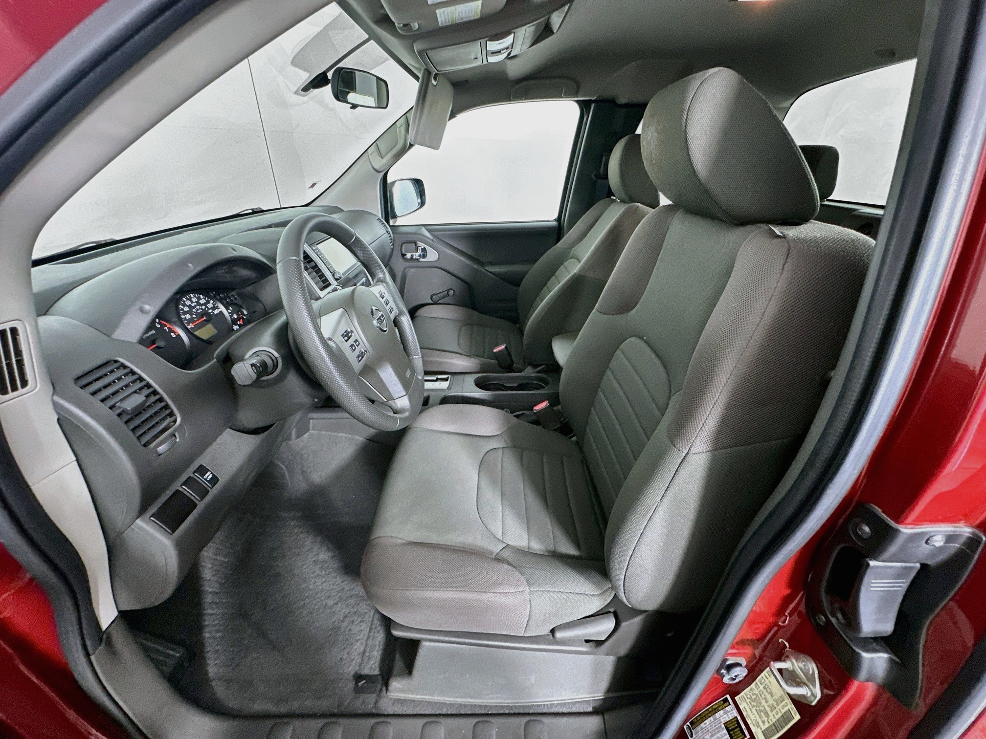 Used 2019 Nissan Frontier S RWD image 13