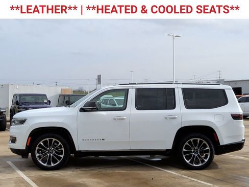 Used 2024 Jeep Wagoneer Series III w/ Premium Group I image 5