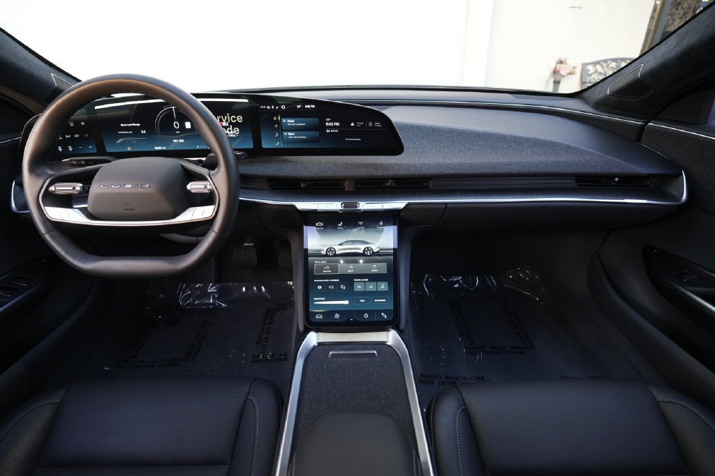 Used 2024 Lucid Air Pure RWD image 39