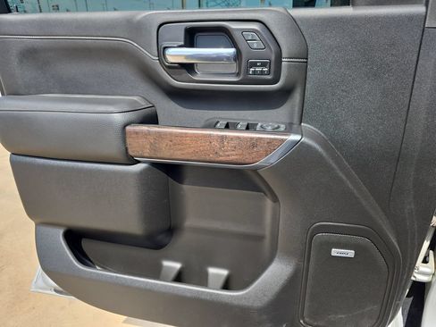 Used 2022 GMC Sierra 3500 Denali AWD/4WD image 28
