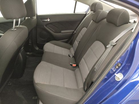 Used 2017 Kia Forte S FWD image 18