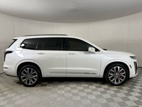 Certified 2023 Cadillac XT6 Sport w/ Technology Package image 5