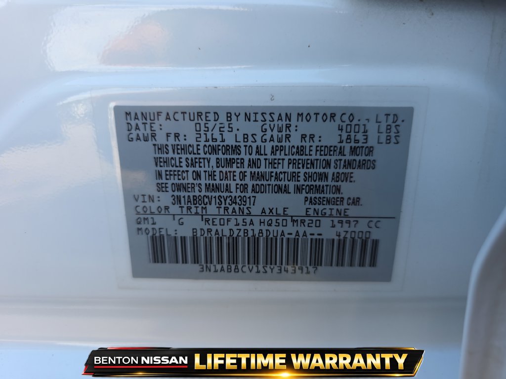 Used 2025 Nissan Sentra SV w/ Trunk Package FWD image 17