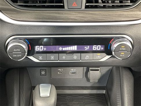 New 2025 Nissan Altima 2.5 SV image 18