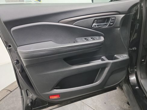 Used 2022 Honda Pilot Special Edition image 13