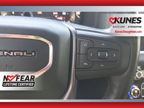 Used 2023 GMC Yukon Denali Ultimate w/ LPO, Floor Liner Package image 27