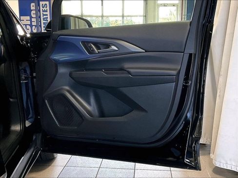 Used 2026 Chevrolet Equinox EV LT w/ Convenience Package II AWD/4WD image 12