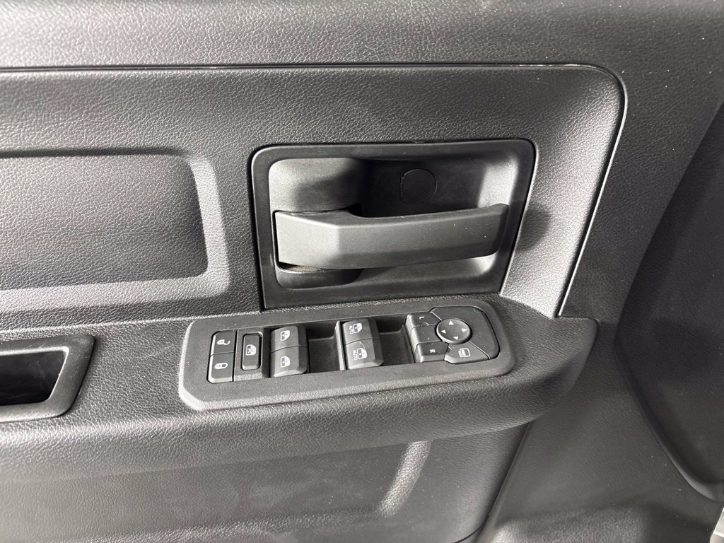 Used 2025 RAM 3500 Tradesman AWD/4WD image 25