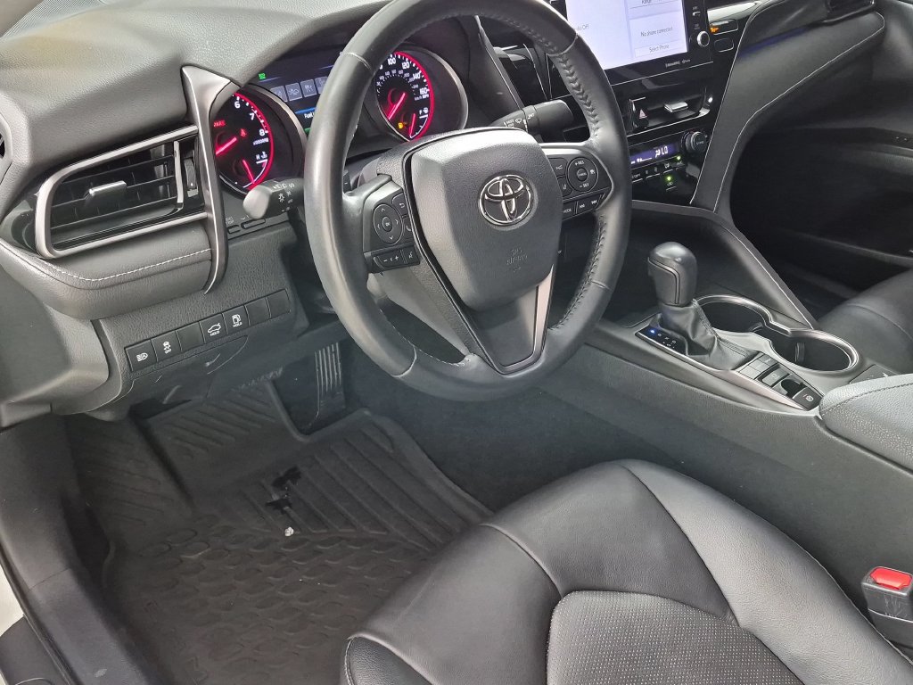 Used 2023 Toyota Camry XSE FWD image 11