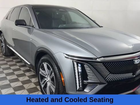 Used 2024 Cadillac Lyriq Luxury RWD image 6