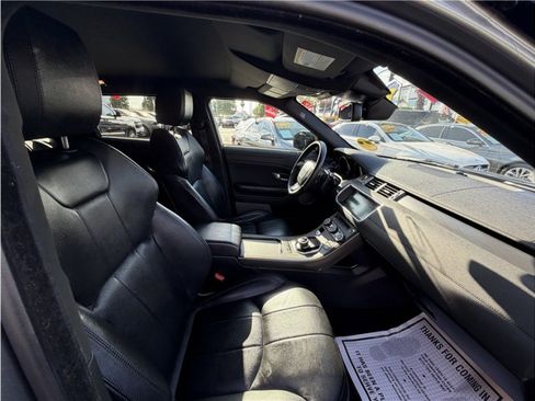 Used 2018 Land Rover Range Rover Evoque AWD/4WD image 32