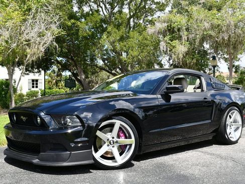 Used 2013 Ford Mustang GT Premium w/ GT Track Pkg RWD image 21