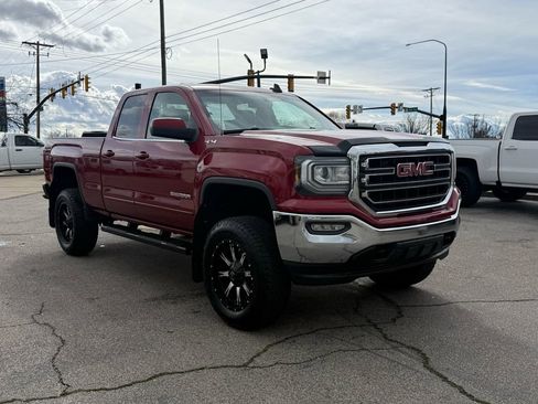 Used 2018 GMC Sierra 1500 SLE image 4
