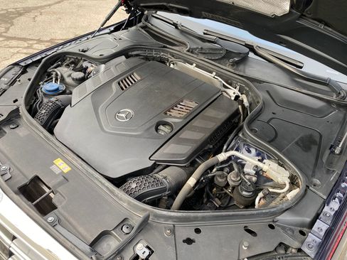 Used 2020 Mercedes-Benz S 560 4MATIC Sedan w/ Premium Package image 40